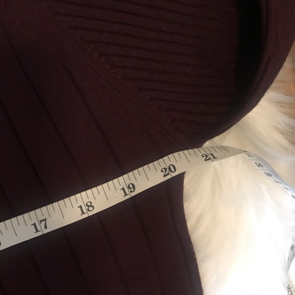 Ribbed Mock Neck Wine Deep Red Size Large NWT - Picture 5 of 7